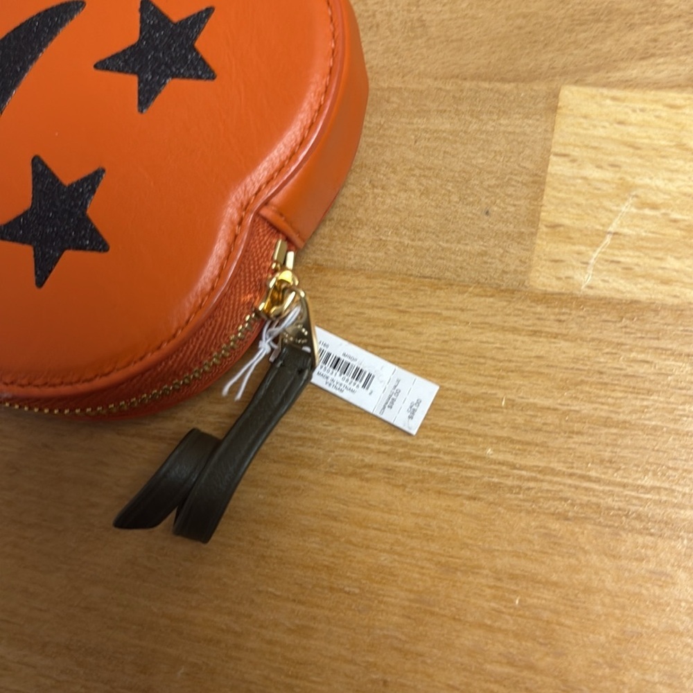 Coach pumpkin Jack o lantern zipper coin purse - Picture 6 of 6